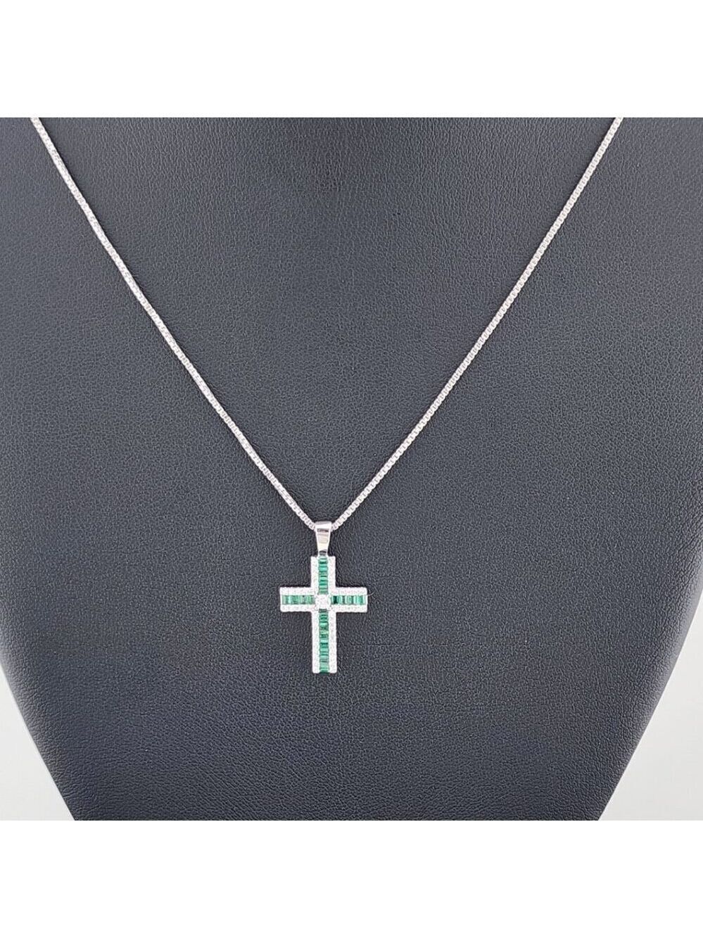 925 Sterling Silver Green Gemstone Cross Necklace – Timeless & Spiritual